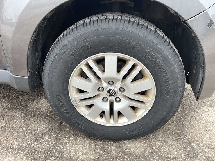 2011-ford-escape-image-69