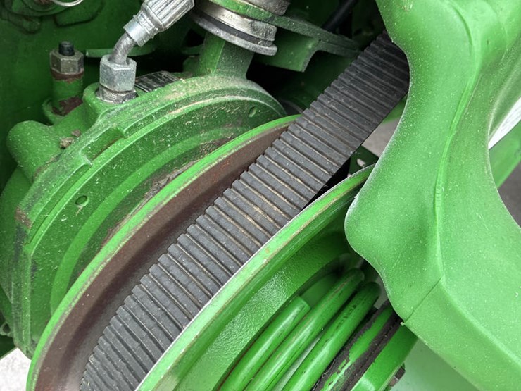 2014-john-deere-s660-image-21