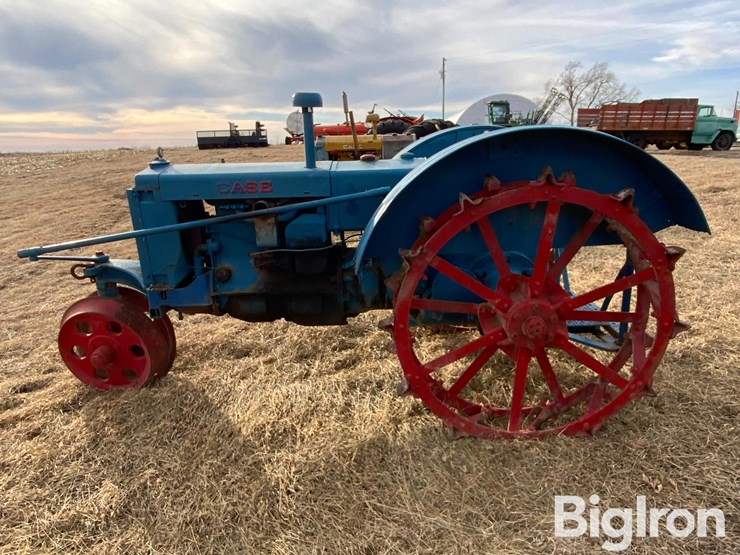 1930-case-cc-2wd-tractor-image-8
