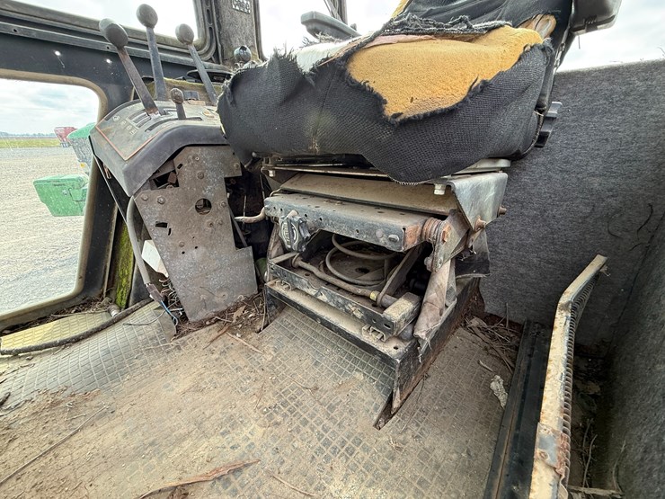 #32939-•-case-ih-2954-tractor-9929245-image-32