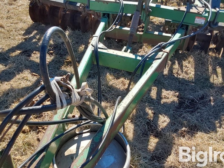 john-deere-724-image-10