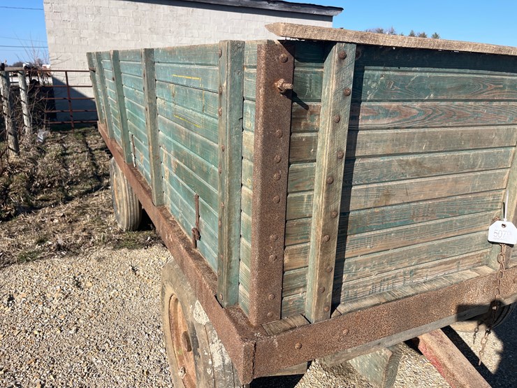 #5079-•-wagon-with-eagle-side-boards-image-5