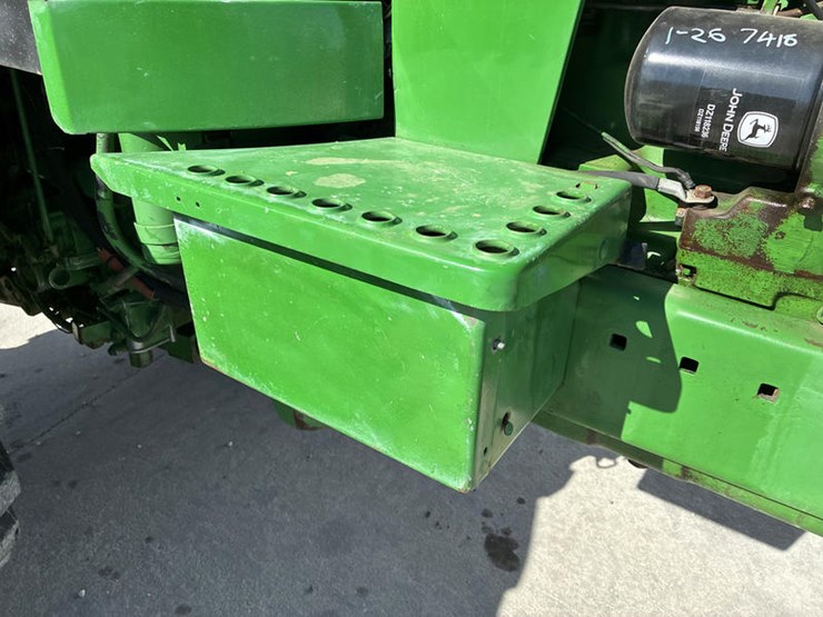 1984-john-deere-4650-image-18