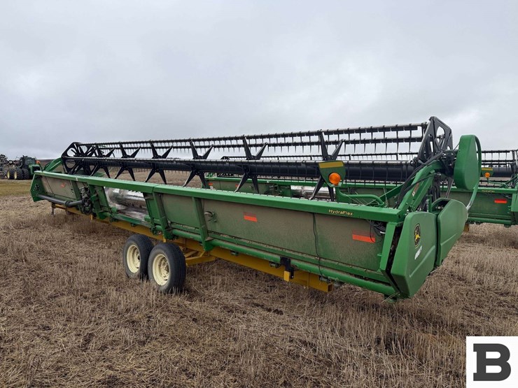 john-deere-635f-image-2