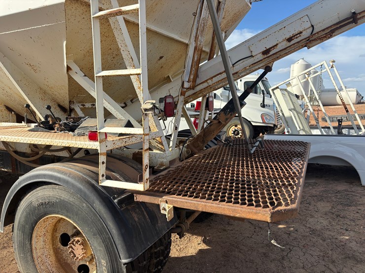 2003-willmar-loadrunner-image-13