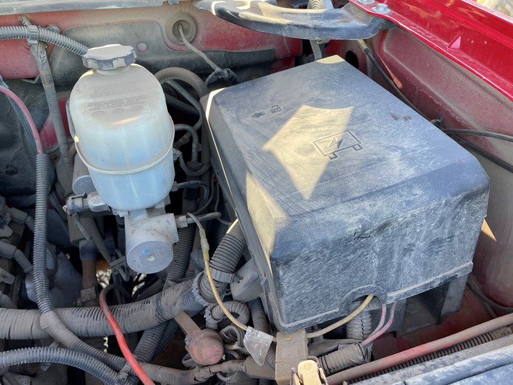 2012-gmc-3500hd-image-32