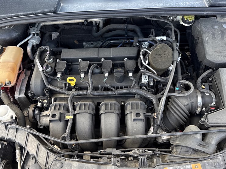 #35101-•-2016-ford-focus-hatch-back-1fadp3k28gl230543-inv#-35101-image-32