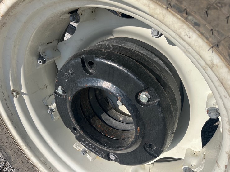 2023-new-holland-powerstar-110-image-13