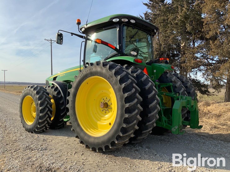 2010-john-deere-8320r-image-7