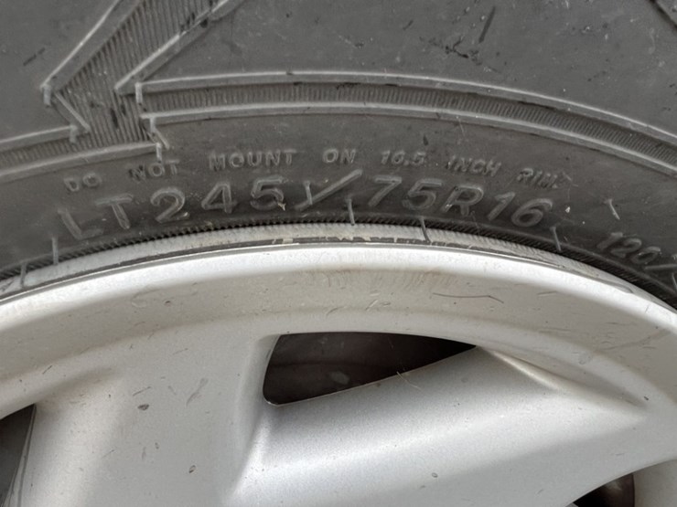 2008-ford-e350-image-18