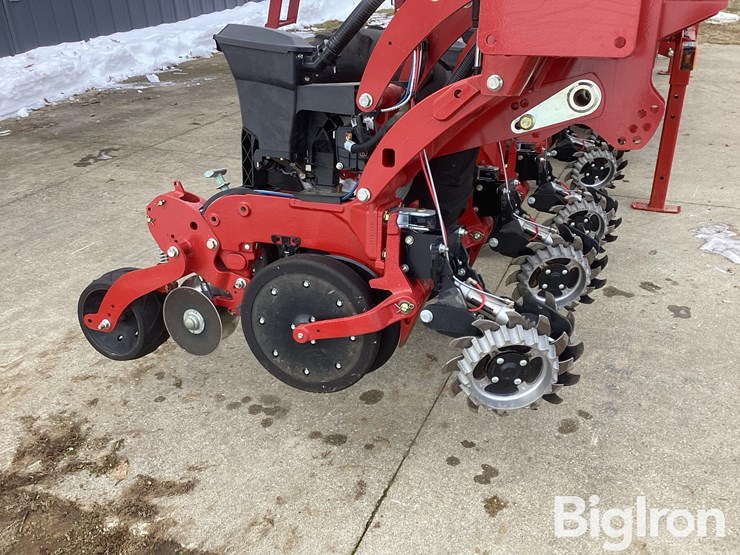 2022-case-ih-2022-image-18