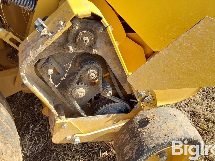 2017-vermeer-604n-image-19