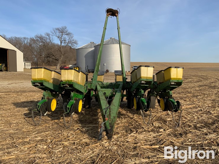 john-deere-7000-image-2