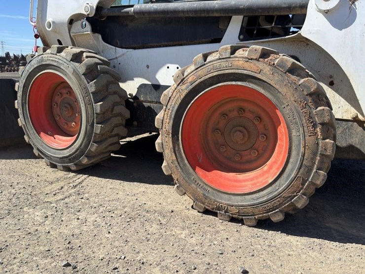 2018-bobcat-s550-image-15