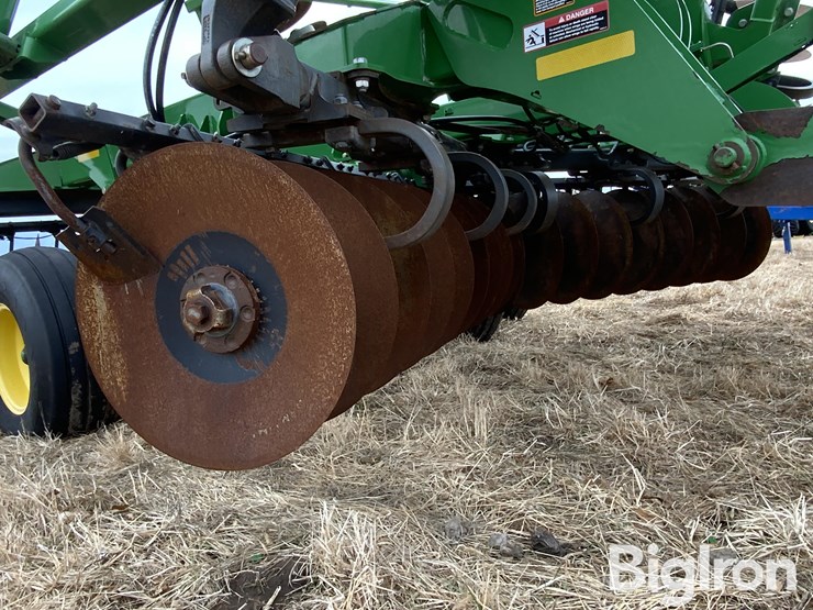 2013-john-deere-2623-image-13