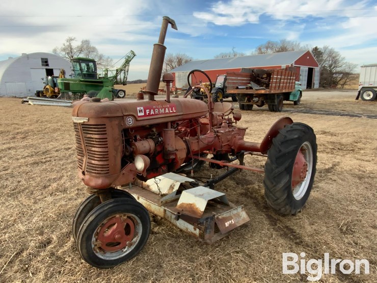 mccormick-farmall-b-2wd-tractor-w/mower-image-1