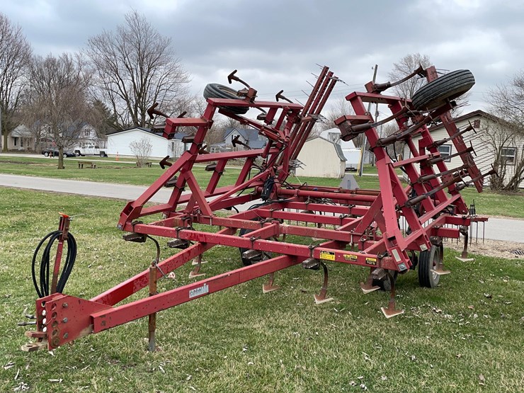 case-ih-4600-image-1