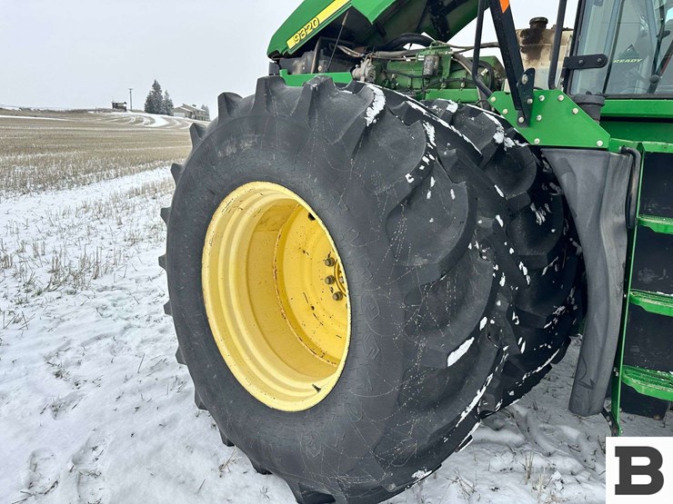 2005-john-deere-9320-image-32