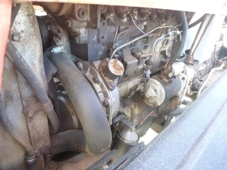 massey-ferguson-265-image-25