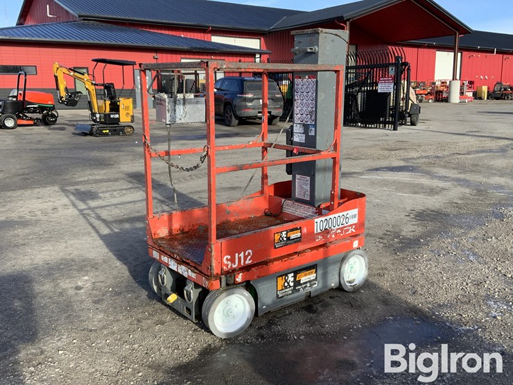 2017-skyjack-sj12-image-1