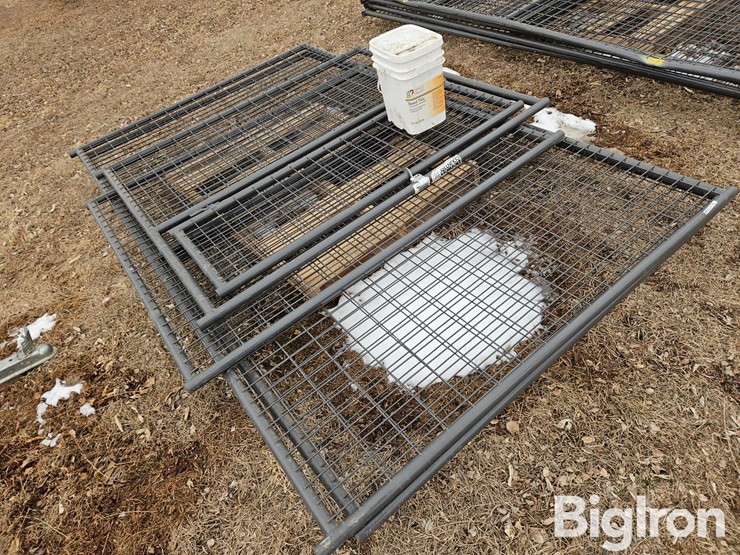 behlen-10'x5'-dog-kennel-image-3