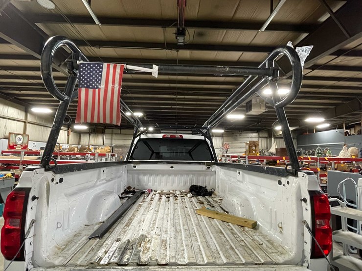 2015-chevrolet-silverado-2500hd-image-27