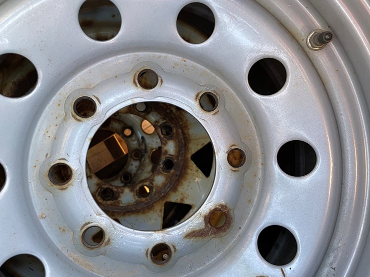 #6104-•-set-of-(4)-trailer-tires-on-8-bolt-rims-image-6