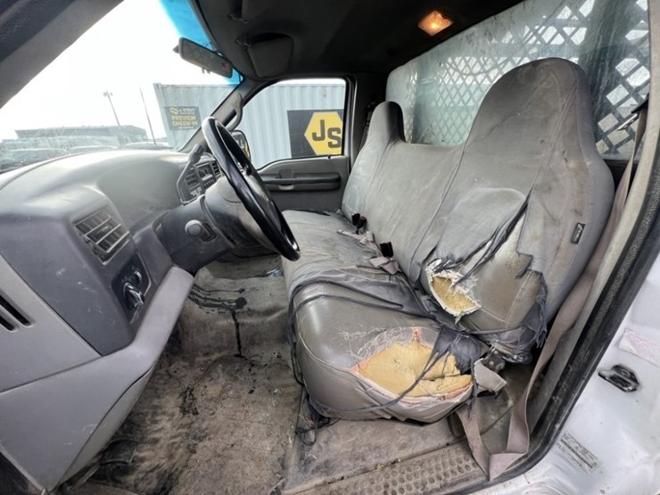 2000-ford-f450-image-22