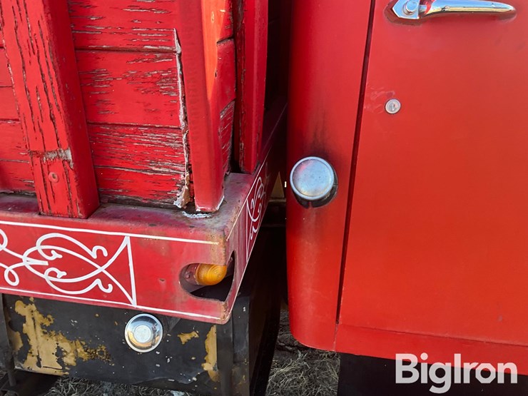 1968-international-loadstar-image-14