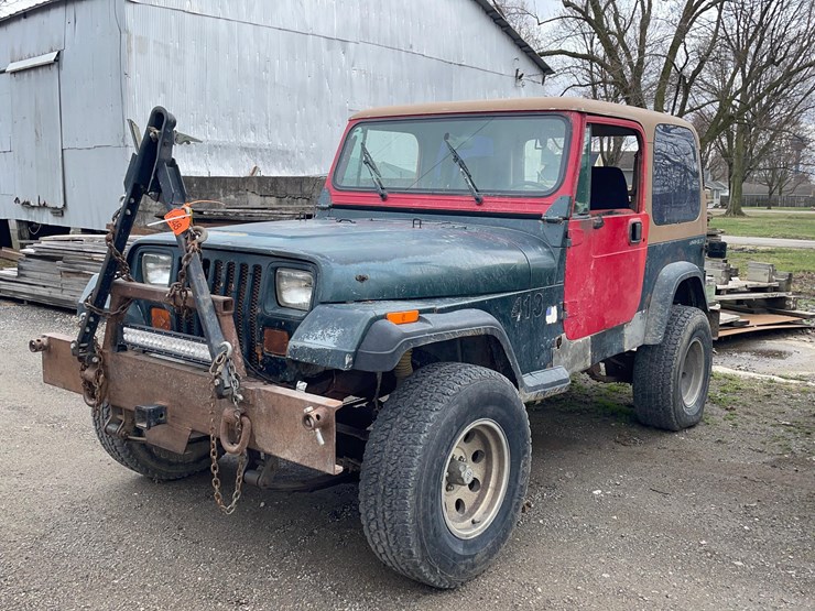 1994-jeep-wrangler-image-1
