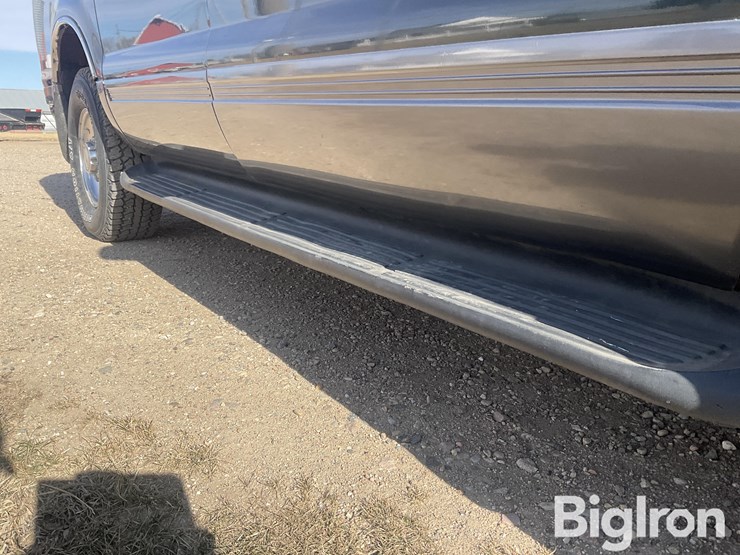 2004-ford-excursion-image-14