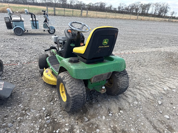 john-deere-lt160-image-4