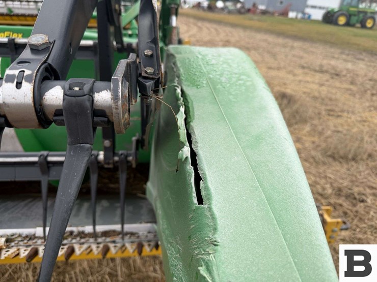 john-deere-635f-image-32