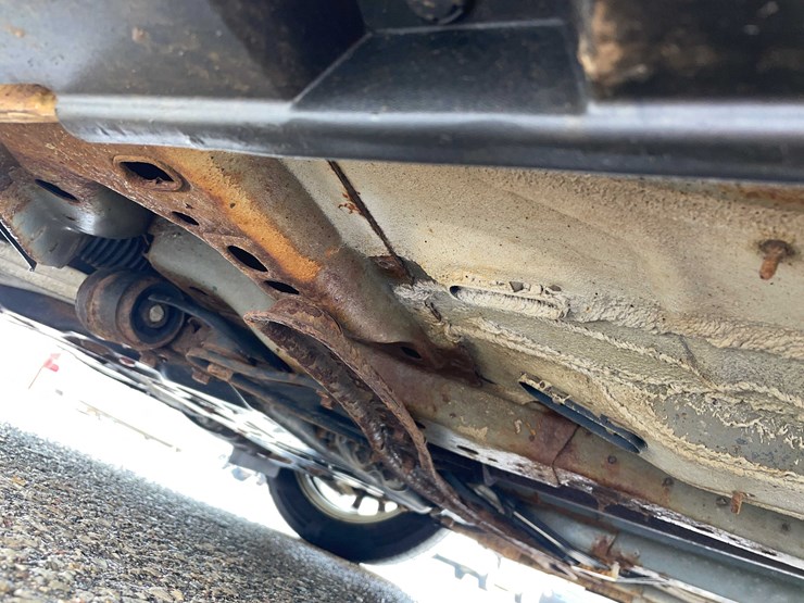 #1428-•-2015-white-ford-focus-se-sedan-(has-wi-title)-image-66