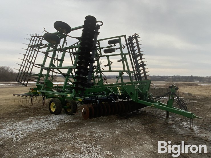 john-deere-726-image-4