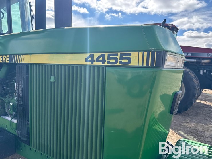 1989-john-deere-4455-image-17