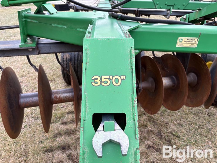 2010-john-deere-637-image-9