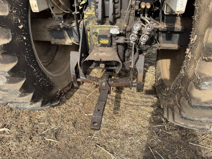 white-2-105-image-12