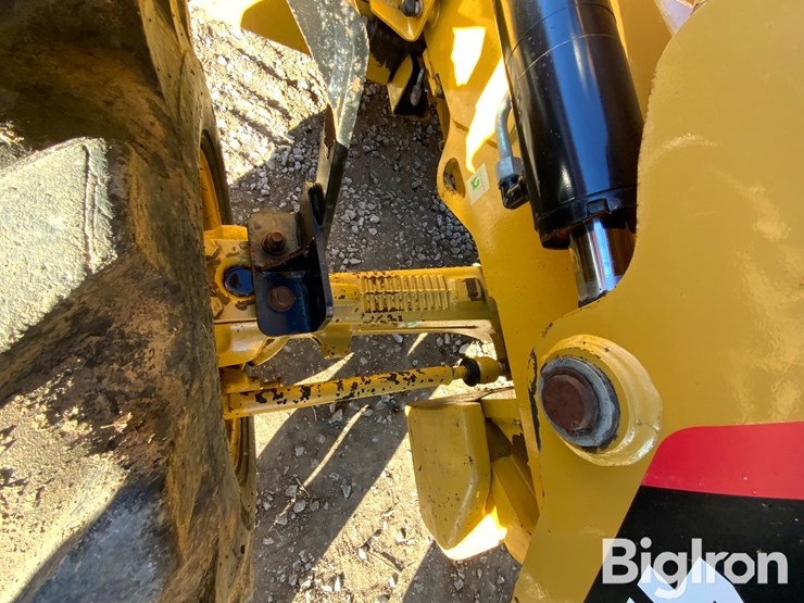 2009-caterpillar-428e-image-18