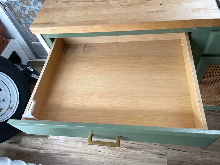 #1435-•-1978-airstream-land-yacht-31'---fully-remodeled,-road-ready-(has-wi-title)-(of)-image-68