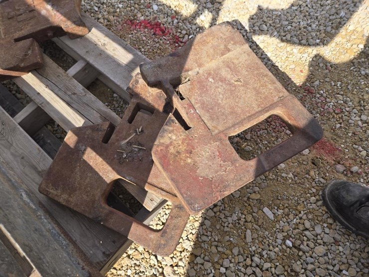 international-100-image-3