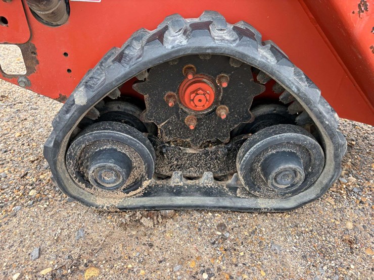 2013-ditch-witch-rt20-image-12