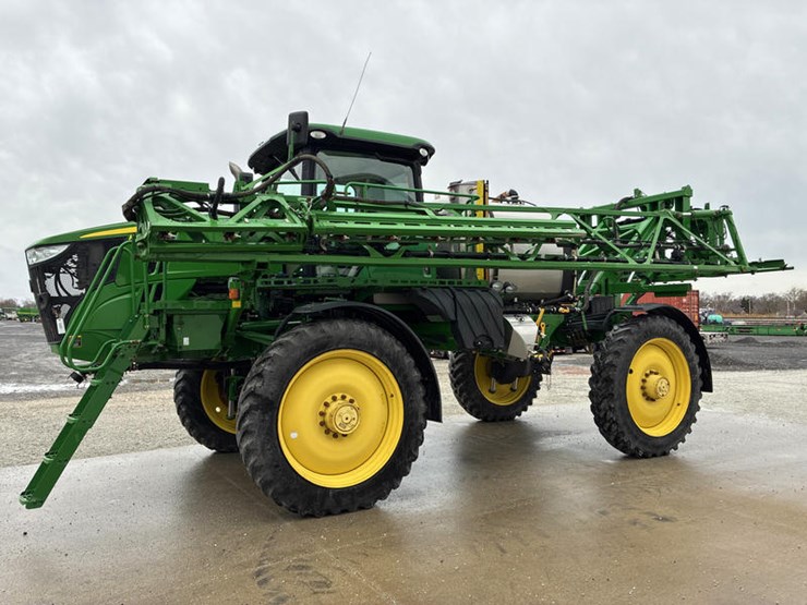 2015-john-deere-r4038-image-10