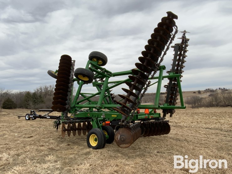 2013-john-deere-2623-image-7