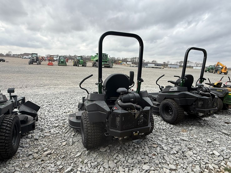 #8-•-unused-yakta-yxr320-61"-zero-turn-mower-198025-inv#-40695-image-4