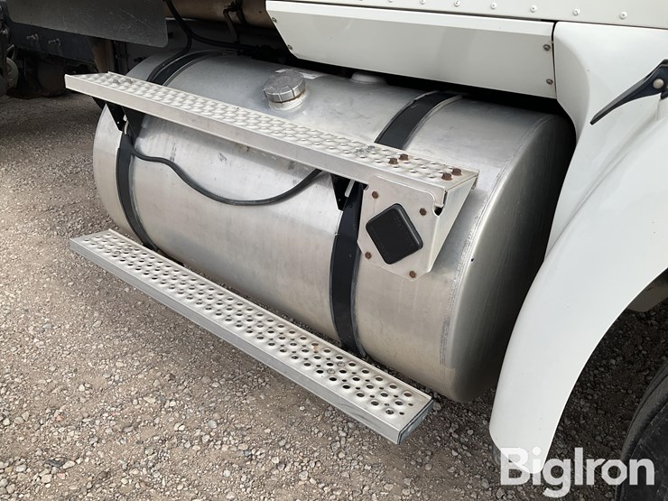 2006-international-9200i-image-12