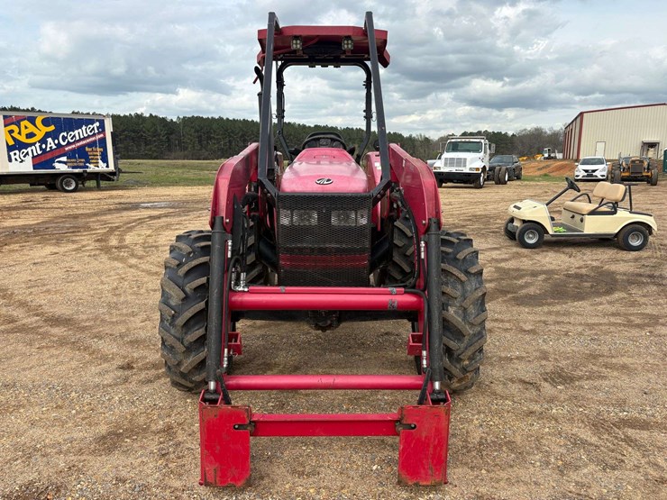 2015-mahindra-6530-image-5