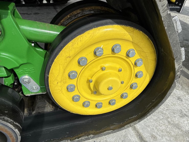 2024-john-deere-8rx-410-image-60