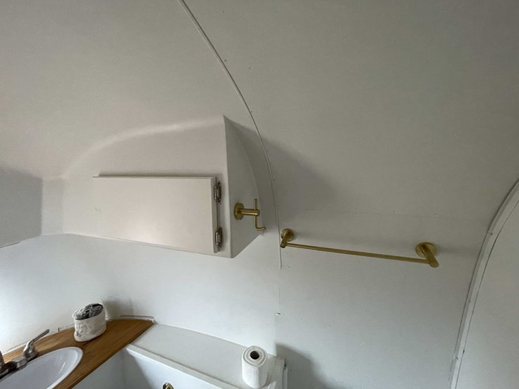 #1435-•-1978-airstream-land-yacht-31'---fully-remodeled,-road-ready-(has-wi-title)-(of)-image-12