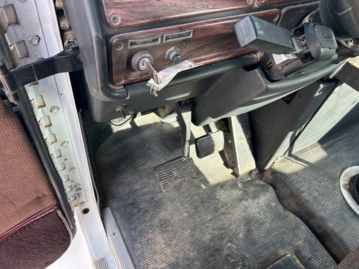 #39248-•-2000-freightliner-fd1-t/a-single-cab-truck-tractor-1fuy3mcb2ylb03327-image-60